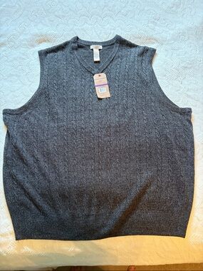 Dockers Men's Charcoal Gray V-Neck Cable Knit Sweater Vest